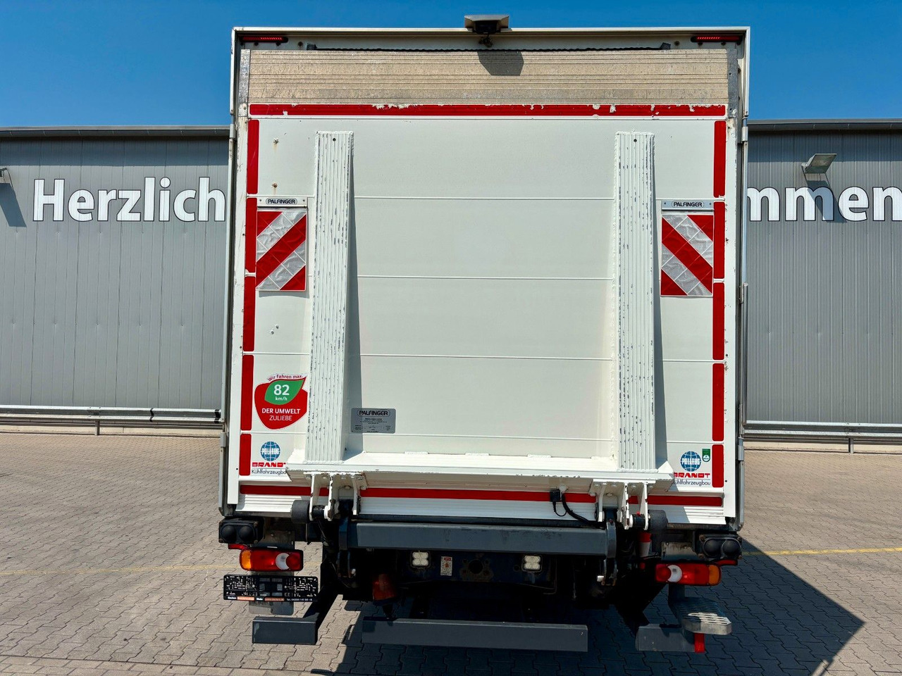 Volvo FL 250|CarrierSupra1250MT*Diesel/Netz*LBW 2.0to. - Truk berpendingin: gambar 4 Volvo FL 250|CarrierSupra1250MT*Diesel/Netz*LBW 2.0to. - Truk berpendingin: gambar 4