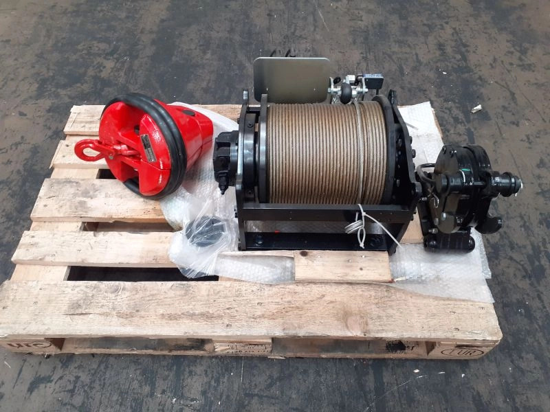 Cabrestante de elevación Brevini BWE015 - Mesin derek: gambar 1 Cabrestante de elevación Brevini BWE015 - Mesin derek: gambar 1