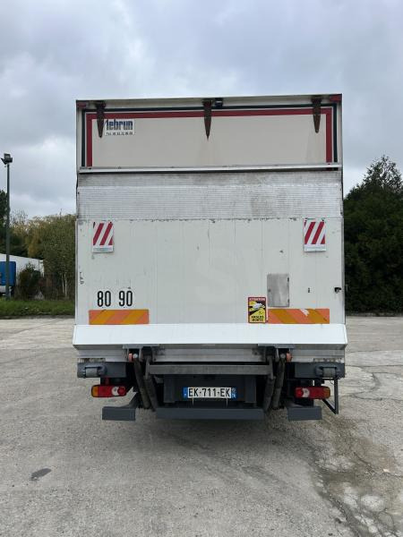 DAF LF 210 - Truk box: gambar 4 DAF LF 210 - Truk box: gambar 4