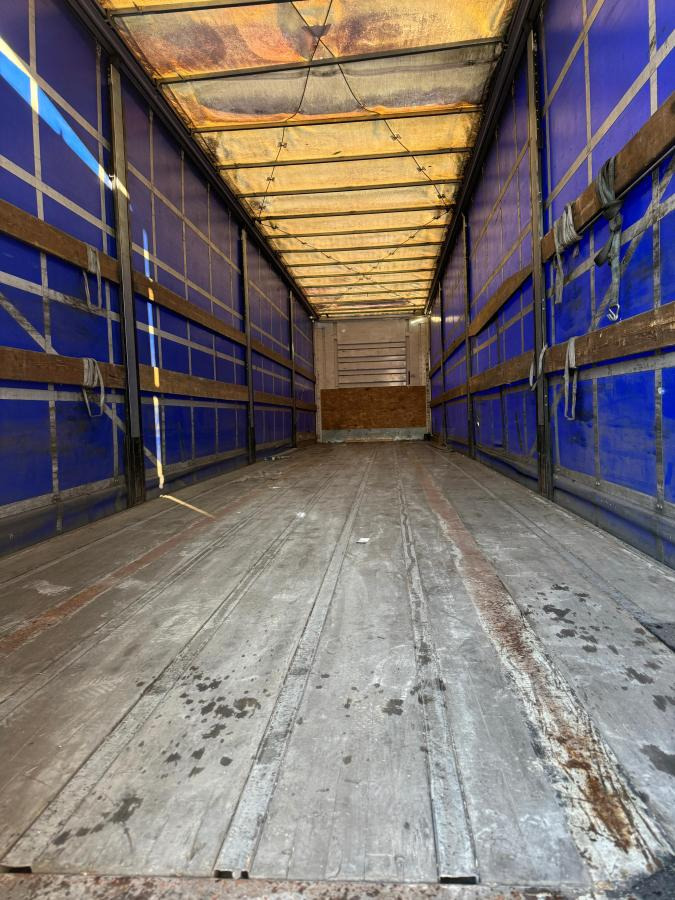 Fruehauf - Semi-trailer dengan terpal samping: gambar 2 Fruehauf - Semi-trailer dengan terpal samping: gambar 2