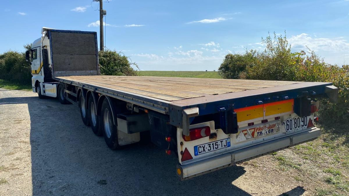 Semi-trailer flatbed General Trailers: gambar 1