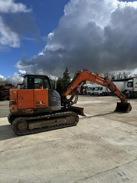 Hitachi ZX85USB-5A - Ekskavator perayap: gambar 5 Hitachi ZX85USB-5A - Ekskavator perayap: gambar 5