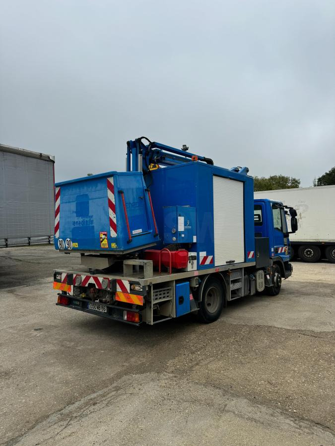 Iveco Eurocargo 100E19 - Platform udara yang dipasang di truk: gambar 5 Iveco Eurocargo 100E19 - Platform udara yang dipasang di truk: gambar 5