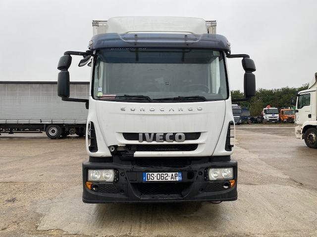 Iveco Eurocargo 120E22 - Truk box: gambar 2 Iveco Eurocargo 120E22 - Truk box: gambar 2