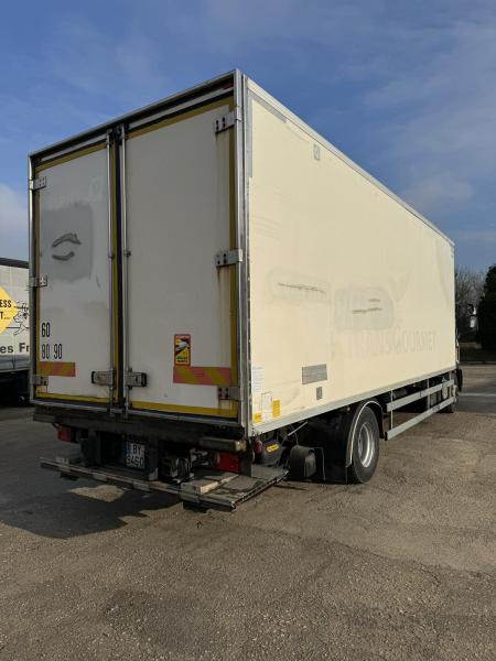 Iveco Eurocargo 160E30 - Truk berpendingin: gambar 4 Iveco Eurocargo 160E30 - Truk berpendingin: gambar 4