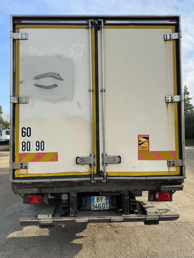 Iveco Eurocargo 160E30 - Truk berpendingin: gambar 3 Iveco Eurocargo 160E30 - Truk berpendingin: gambar 3