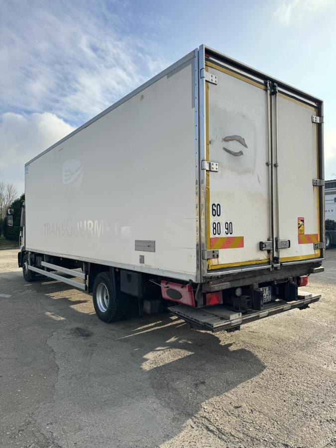 Iveco Eurocargo 160E30 - Truk berpendingin: gambar 2 Iveco Eurocargo 160E30 - Truk berpendingin: gambar 2