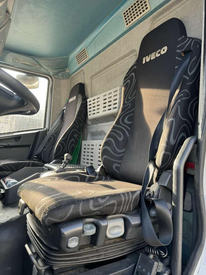 Iveco Eurocargo 160E30 - Truk berpendingin: gambar 4 Iveco Eurocargo 160E30 - Truk berpendingin: gambar 4