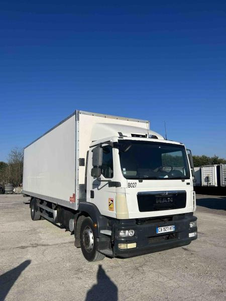 MAN TGM 18.250 - Truk box: gambar 1 MAN TGM 18.250 - Truk box: gambar 1