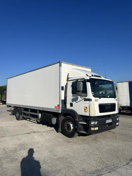 MAN TGM 18.250 - Truk box: gambar 4 MAN TGM 18.250 - Truk box: gambar 4