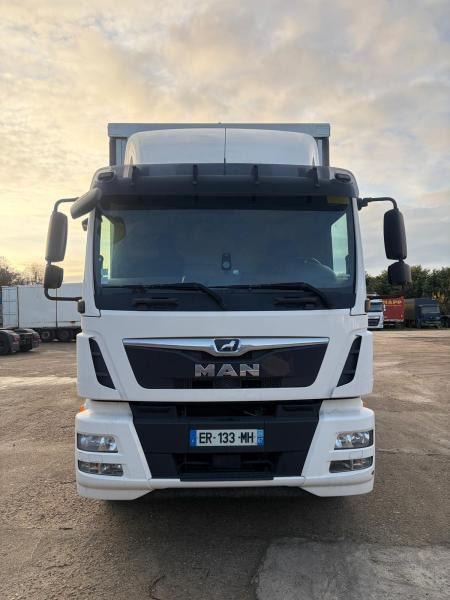 MAN TGM 18.290 - Truk dengan terpal samping: gambar 3 MAN TGM 18.290 - Truk dengan terpal samping: gambar 3