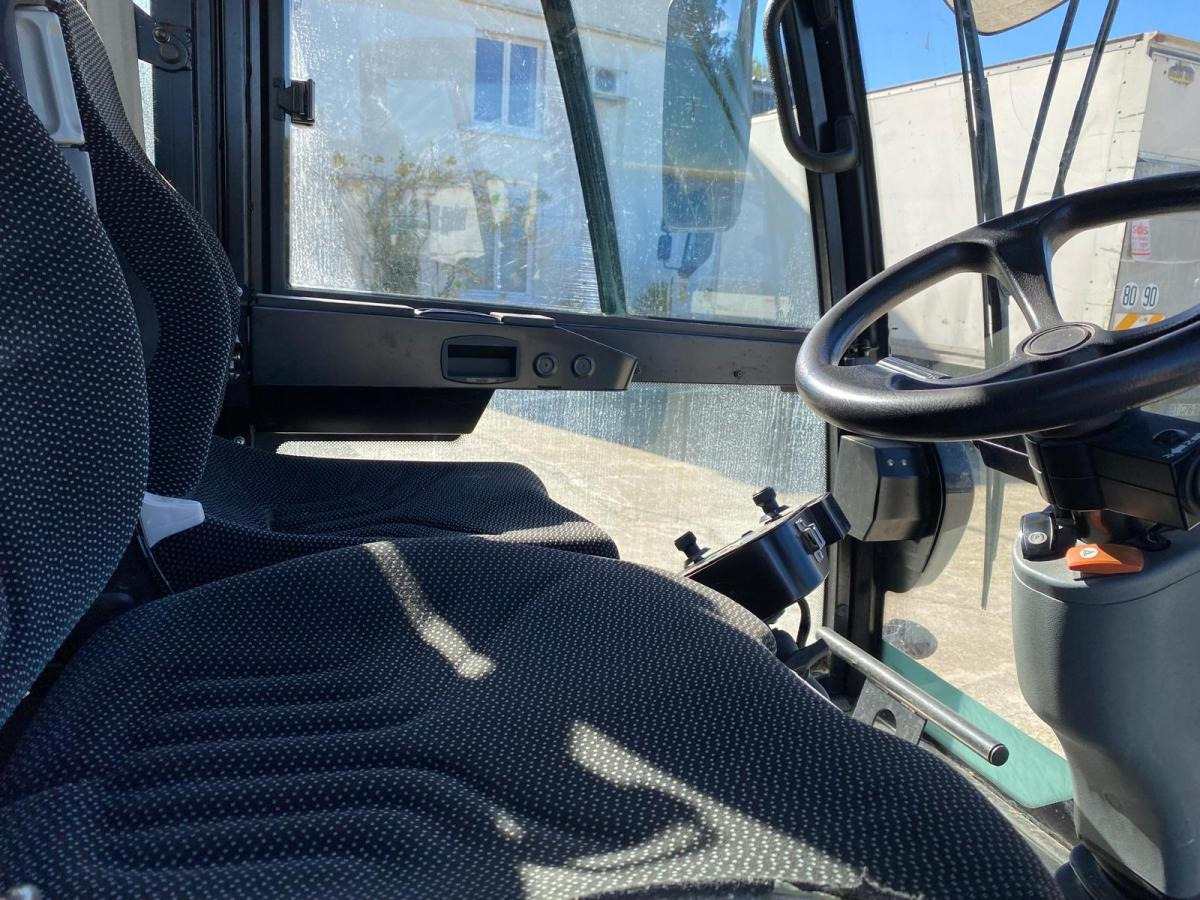 Mathieu Azura MC210 - Penyapu jalan: gambar 5 Mathieu Azura MC210 - Penyapu jalan: gambar 5