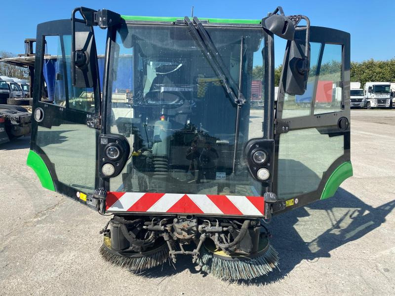 Mathieu Azura MC210 - Penyapu jalan: gambar 5 Mathieu Azura MC210 - Penyapu jalan: gambar 5