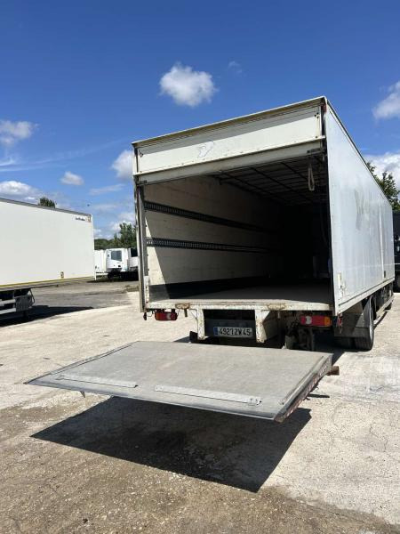Renault Midlum 180 - Truk box: gambar 3 Renault Midlum 180 - Truk box: gambar 3