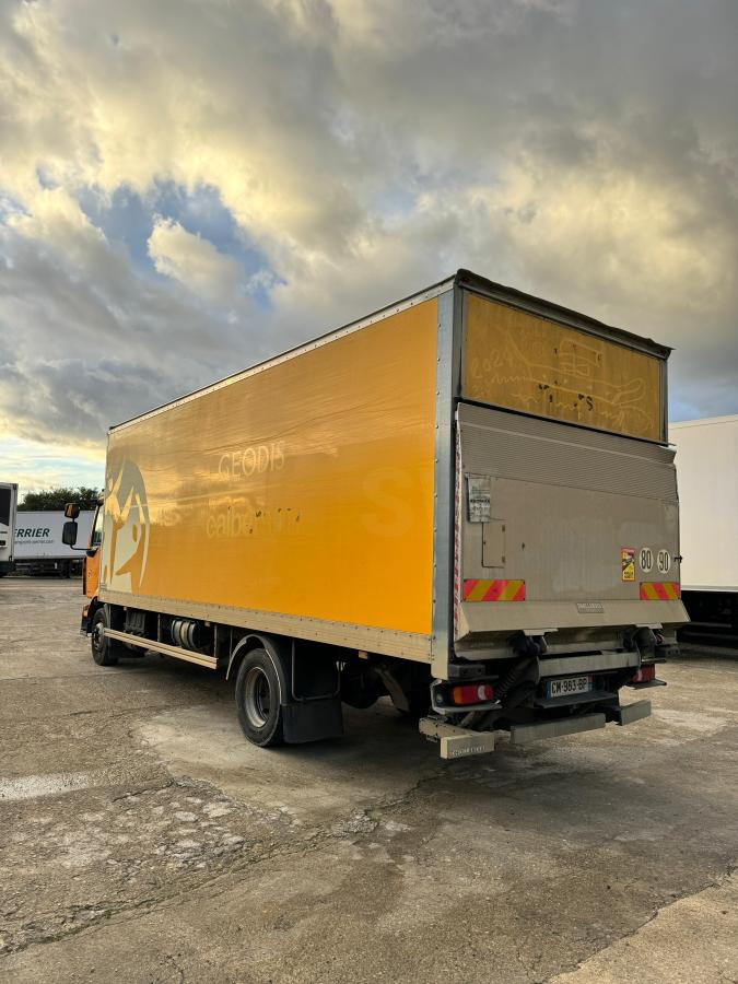 Renault Midlum 220 - Truk box: gambar 5 Renault Midlum 220 - Truk box: gambar 5