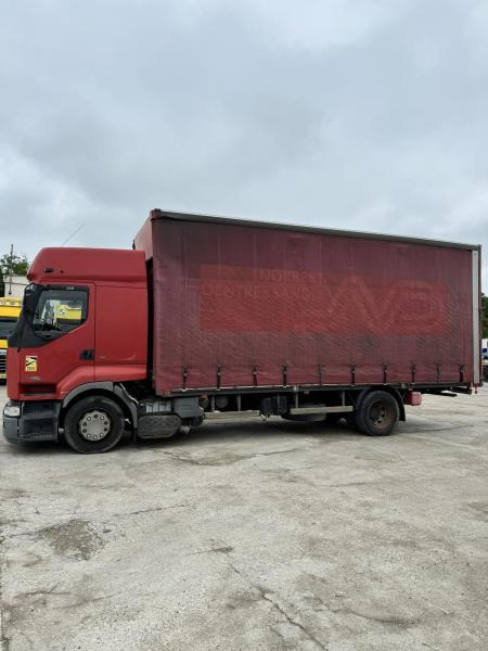 Renault Premium - Truk dengan terpal samping: gambar 5 Renault Premium - Truk dengan terpal samping: gambar 5