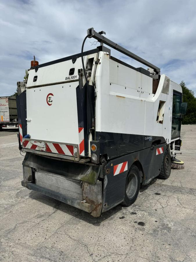 Schmidt Clingo 400 - Penyapu jalan: gambar 2 Schmidt Clingo 400 - Penyapu jalan: gambar 2