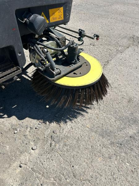Schmidt Clingo 500 Compact 400 - Penyapu jalan: gambar 4 Schmidt Clingo 500 Compact 400 - Penyapu jalan: gambar 4