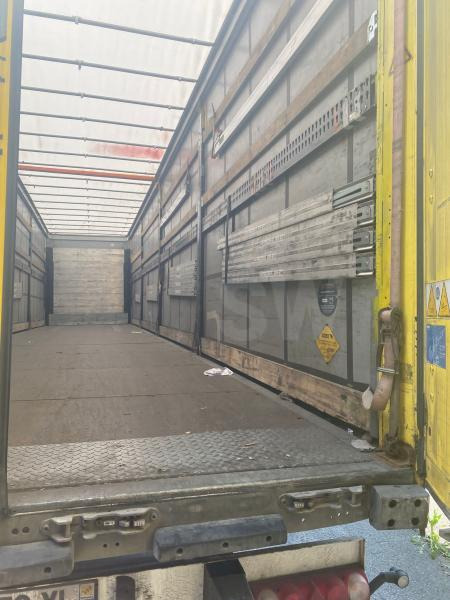 Schmitz Cargobull - Semi-trailer dengan terpal samping: gambar 3 Schmitz Cargobull - Semi-trailer dengan terpal samping: gambar 3
