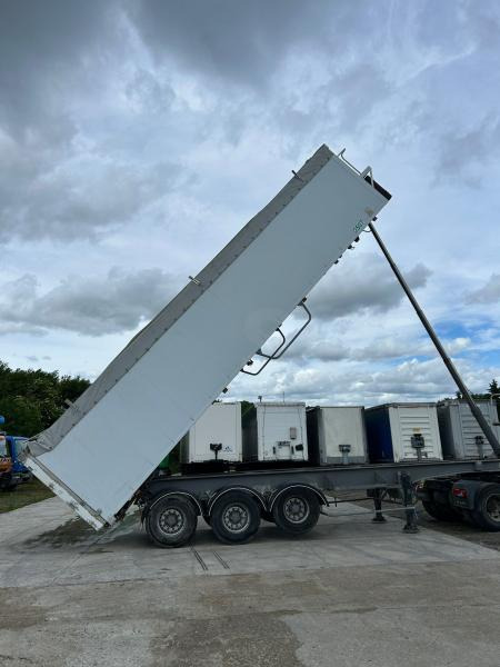Semi-trailer jungkit untuk pengangkutan bahan curah Stas: gambar 7