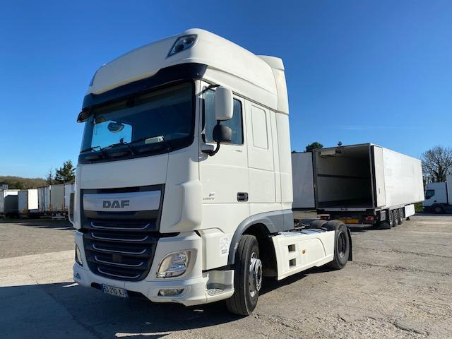 DAF XF - Tractor head: gambar 1 DAF XF - Tractor head: gambar 1