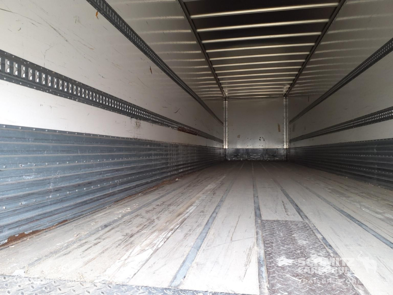 FRUEHAUF Dryfreight Standard Roller shutter door - Semi-trailer kotak tertutup: gambar 3 FRUEHAUF Dryfreight Standard Roller shutter door - Semi-trailer kotak tertutup: gambar 3
