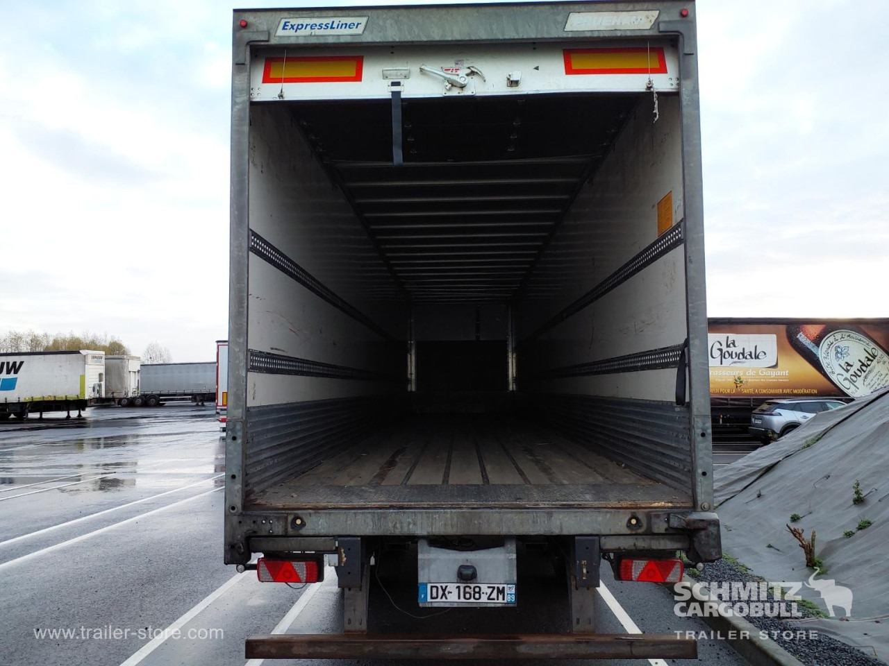 FRUEHAUF Dryfreight Standard Roller shutter door - Semi-trailer kotak tertutup: gambar 4 FRUEHAUF Dryfreight Standard Roller shutter door - Semi-trailer kotak tertutup: gambar 4