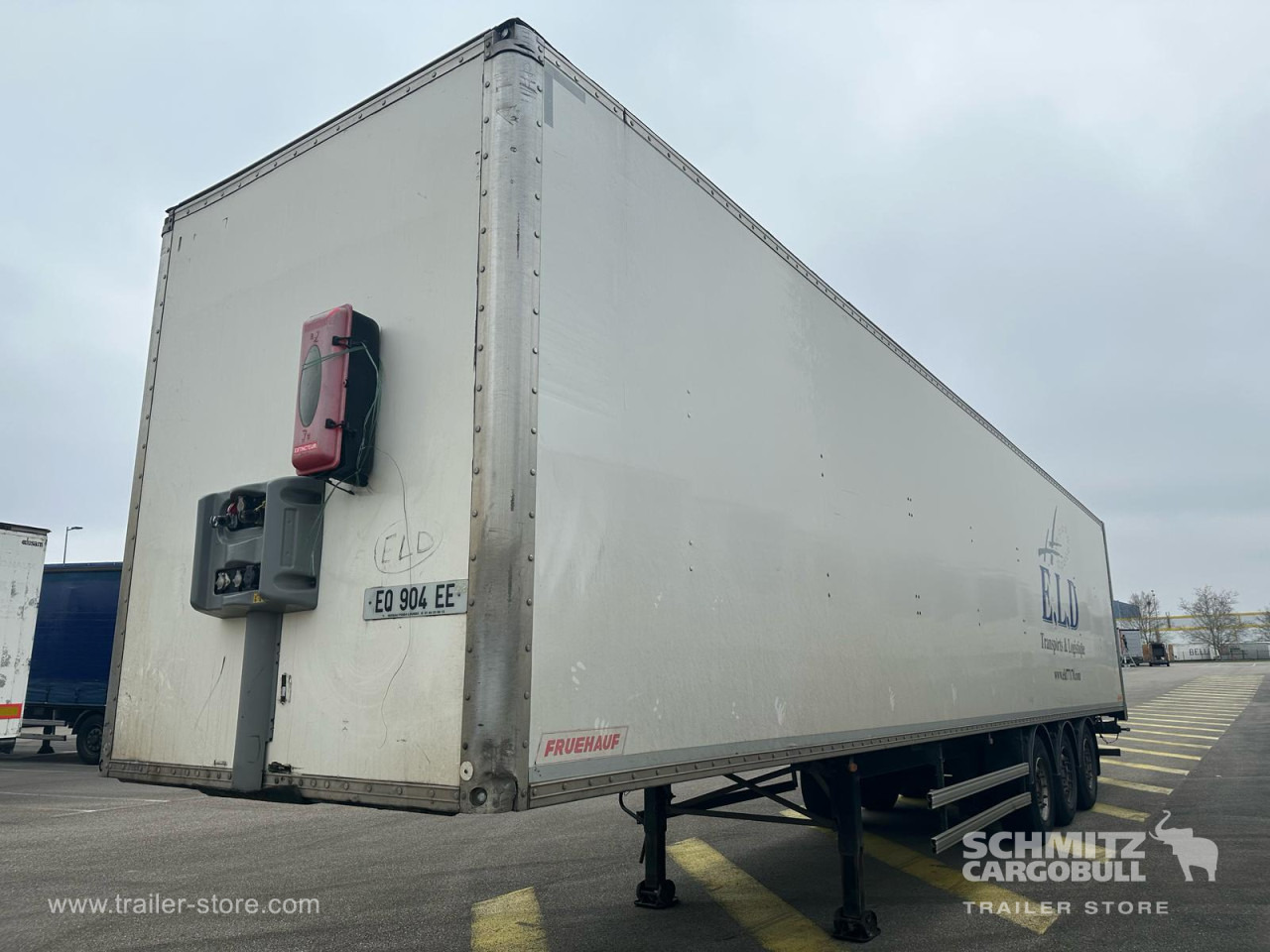 Semi-trailer kotak tertutup FRUEHAUF Dryfreight Standard Roller shutter door: gambar 7