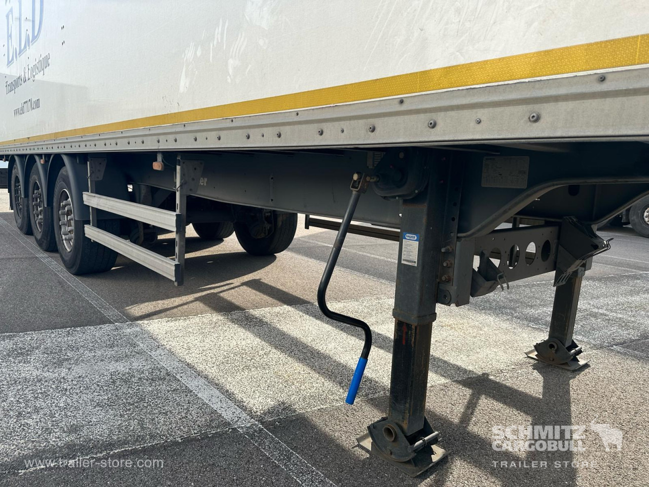 LECI TRAILER Dryfreight Standard Roller shutter door - Semi-trailer kotak tertutup: gambar 3 LECI TRAILER Dryfreight Standard Roller shutter door - Semi-trailer kotak tertutup: gambar 3