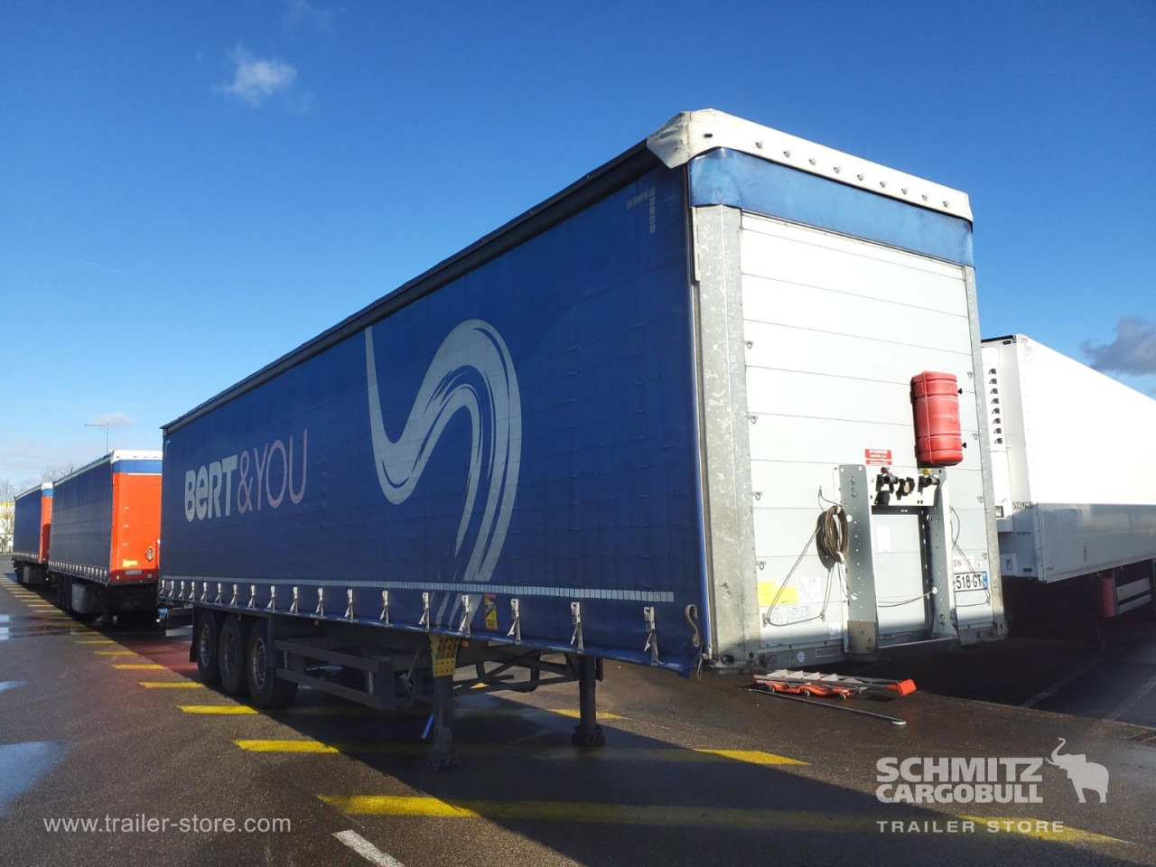 SCHMITZ Curtainsider Standard - Semi-trailer dengan terpal samping: gambar 1 SCHMITZ Curtainsider Standard - Semi-trailer dengan terpal samping: gambar 1