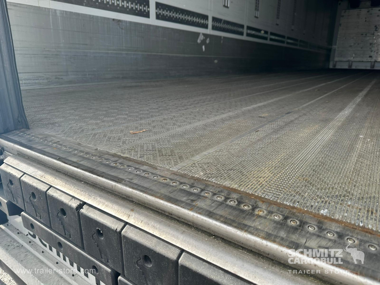 SCHMITZ Reefer Standard - Semi-trailer isotermal: gambar 4 SCHMITZ Reefer Standard - Semi-trailer isotermal: gambar 4