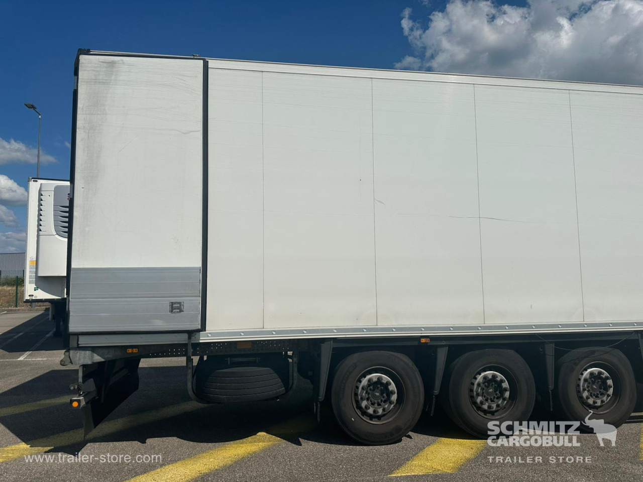 SCHMITZ Reefer Standard Taillift - Semi-trailer isotermal: gambar 5 SCHMITZ Reefer Standard Taillift - Semi-trailer isotermal: gambar 5