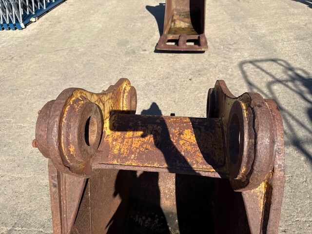 CAT 225 - 800 mm - Ref 182 - Ember ekskavator: gambar 5 CAT 225 - 800 mm - Ref 182 - Ember ekskavator: gambar 5