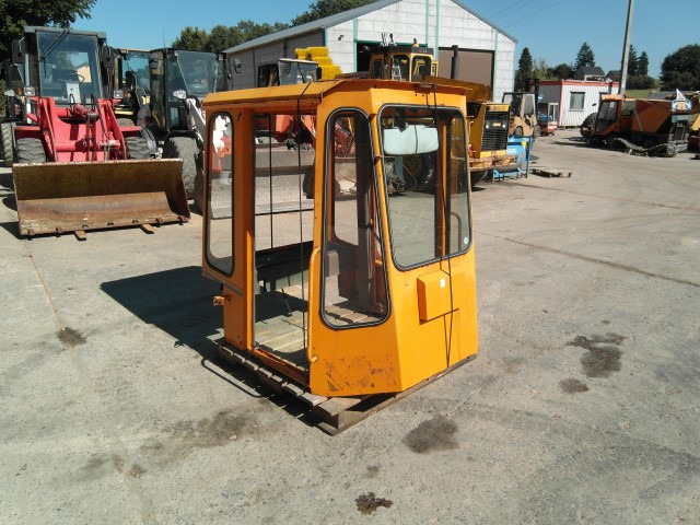 Kabine Zettelmeyer ZL 602 - Kabin dan interior untuk Peralatan konstruksi: gambar 3 Kabine Zettelmeyer ZL 602 - Kabin dan interior untuk Peralatan konstruksi: gambar 3
