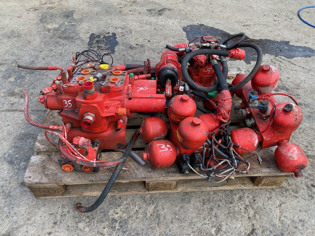 2426877 - O&K L45 - Suku cadang untuk Peralatan konstruksi: gambar 4 2426877 - O&K L45 - Suku cadang untuk Peralatan konstruksi: gambar 4