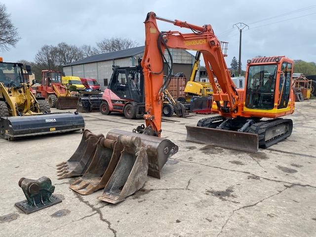 Takeuchi TB 175 - Ekskavator mini: gambar 1 Takeuchi TB 175 - Ekskavator mini: gambar 1