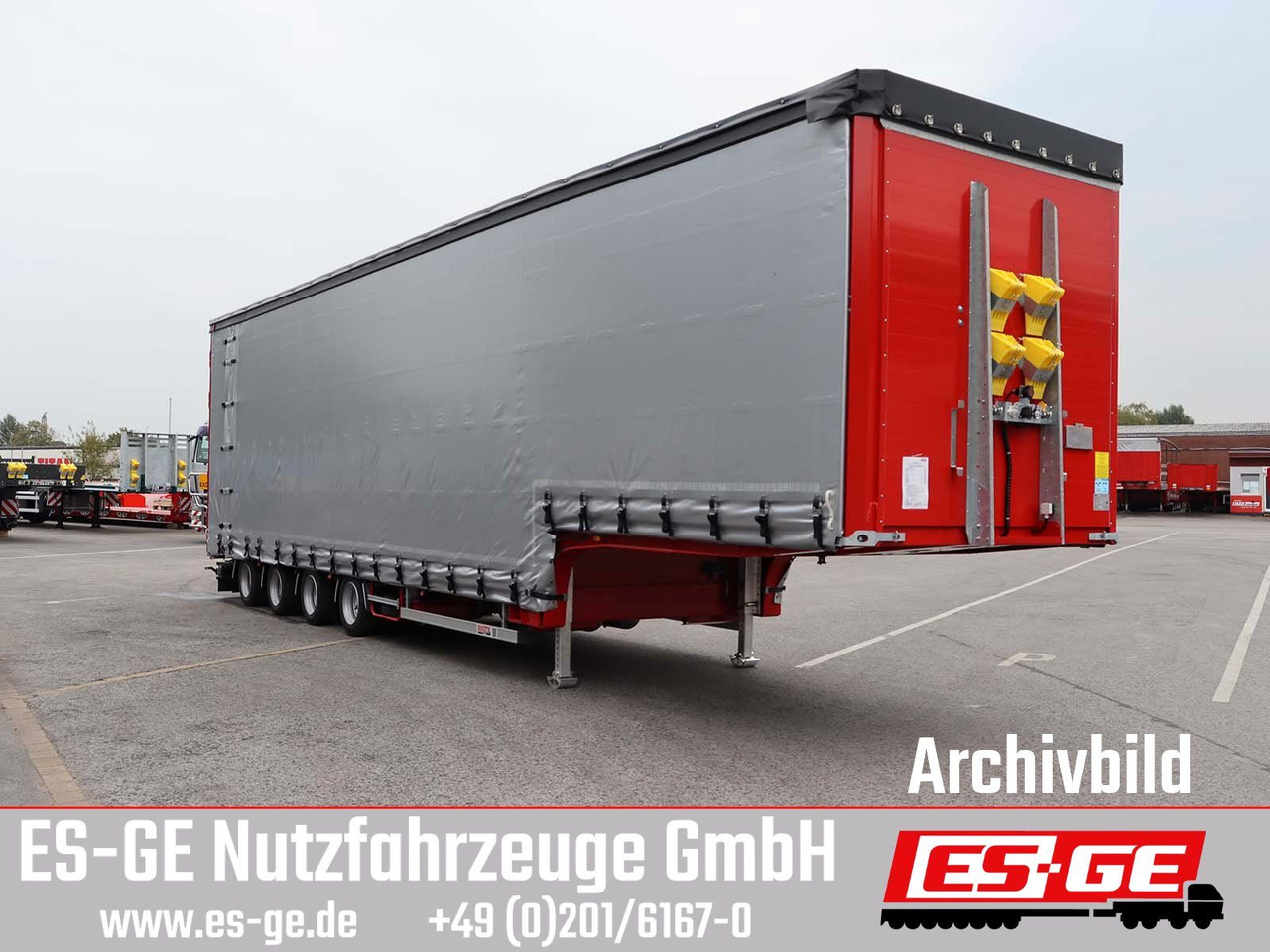 ES-GE 4-Achs-Satteltieflader mit Curtainsider-Aufbau - Semi-trailer low bed: gambar 4 ES-GE 4-Achs-Satteltieflader mit Curtainsider-Aufbau - Semi-trailer low bed: gambar 4