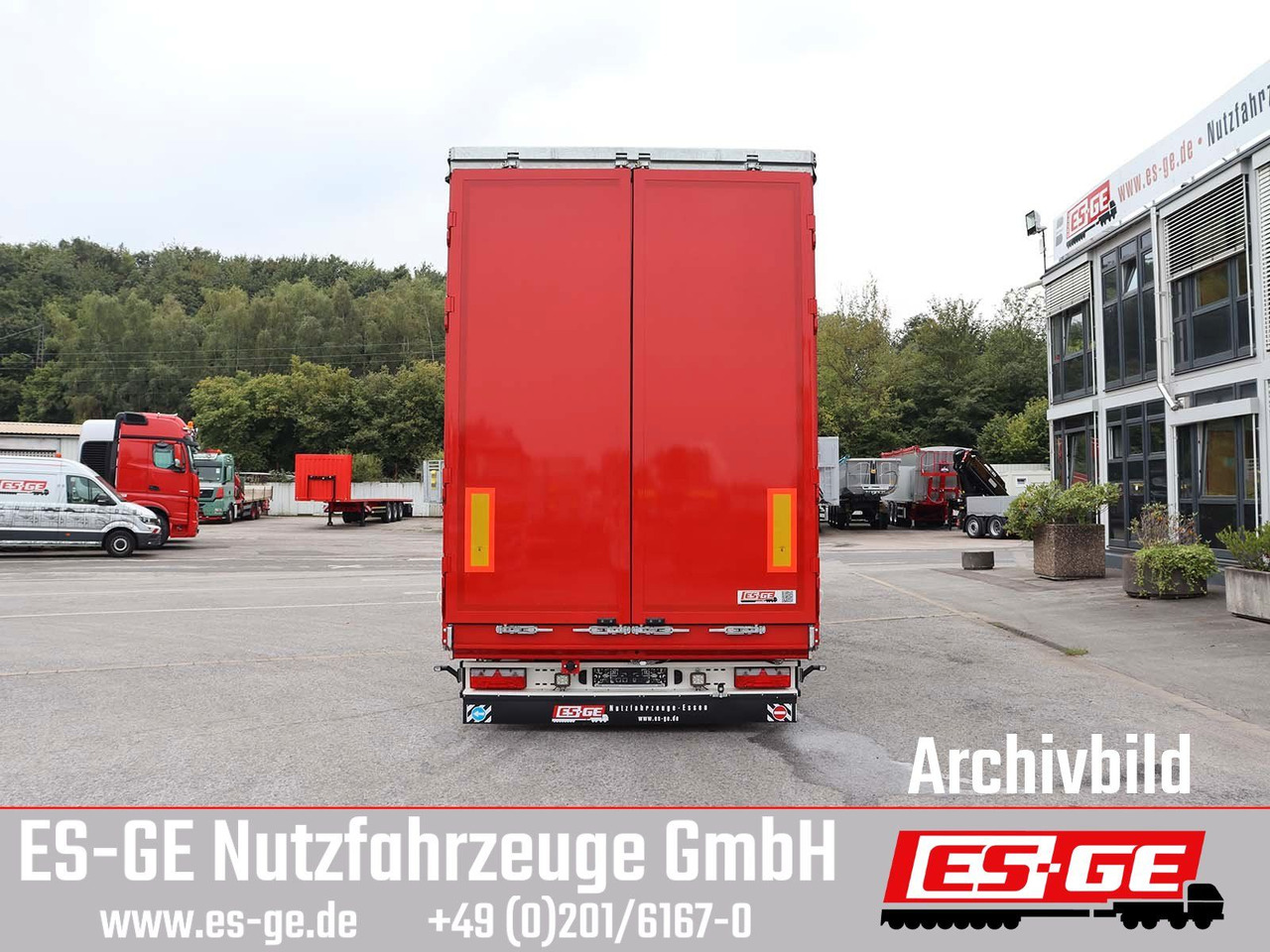 ES-GE 4-Achs-Satteltieflader mit Curtainsider-Aufbau - Semi-trailer low bed: gambar 5 ES-GE 4-Achs-Satteltieflader mit Curtainsider-Aufbau - Semi-trailer low bed: gambar 5