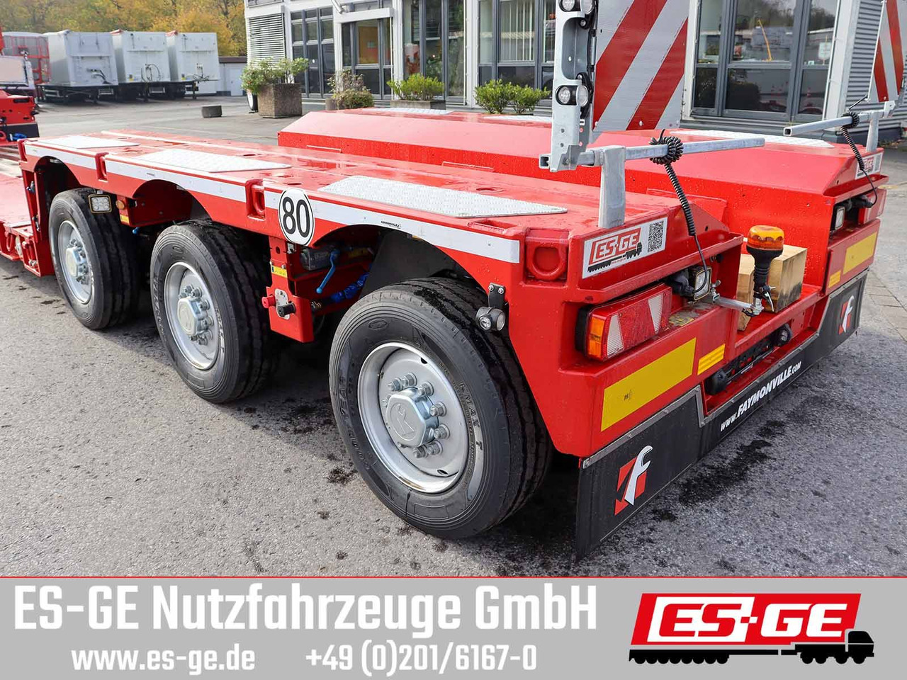 Faymonville Gigamax Tiefbett 1+3 - Semi-trailer low bed: gambar 3 Faymonville Gigamax Tiefbett 1+3 - Semi-trailer low bed: gambar 3