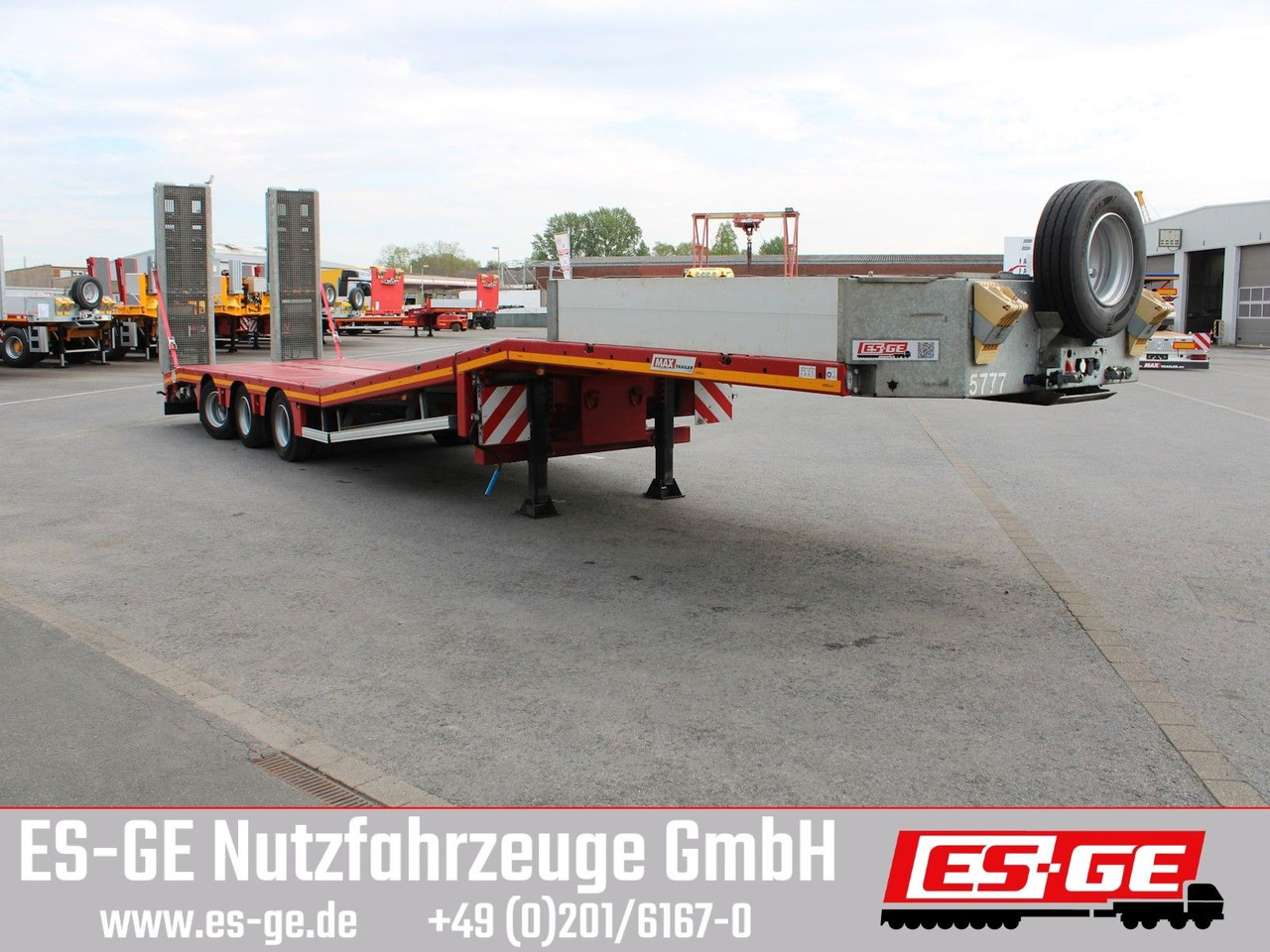 Faymonville MAX100 Semi-Tieflader Hebebett - Semi-trailer low bed: gambar 3 Faymonville MAX100 Semi-Tieflader Hebebett - Semi-trailer low bed: gambar 3
