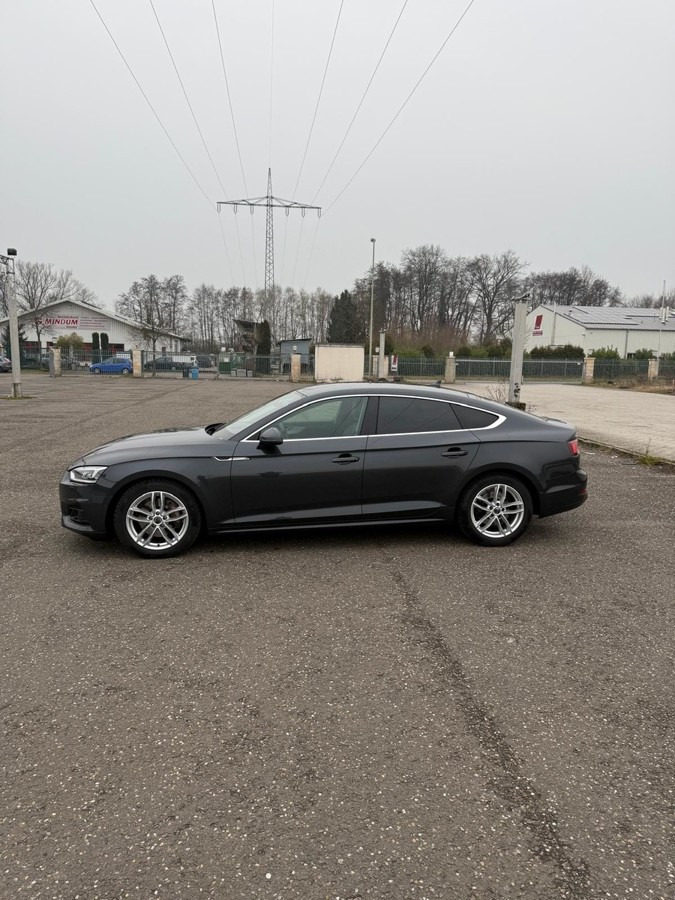AUDI A5 Sportback (Typ F5) 2.0 TDI Schräghecklimousin - Mobil: gambar 5 AUDI A5 Sportback (Typ F5) 2.0 TDI Schräghecklimousin - Mobil: gambar 5