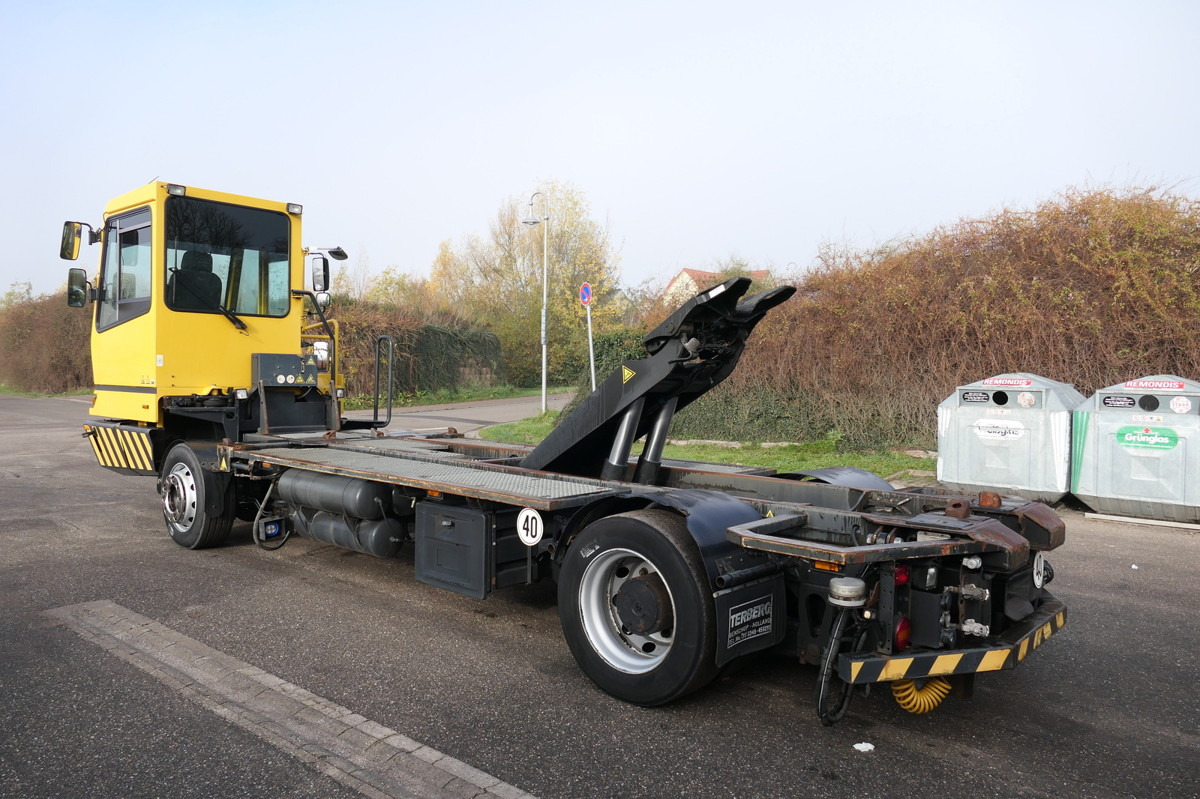 BC 182 Kamag Wiesel WBH 25 Umsetzfahrzeug - Pengangkut kontainer/ Container truck: gambar 1 BC 182 Kamag Wiesel WBH 25 Umsetzfahrzeug - Pengangkut kontainer/ Container truck: gambar 1