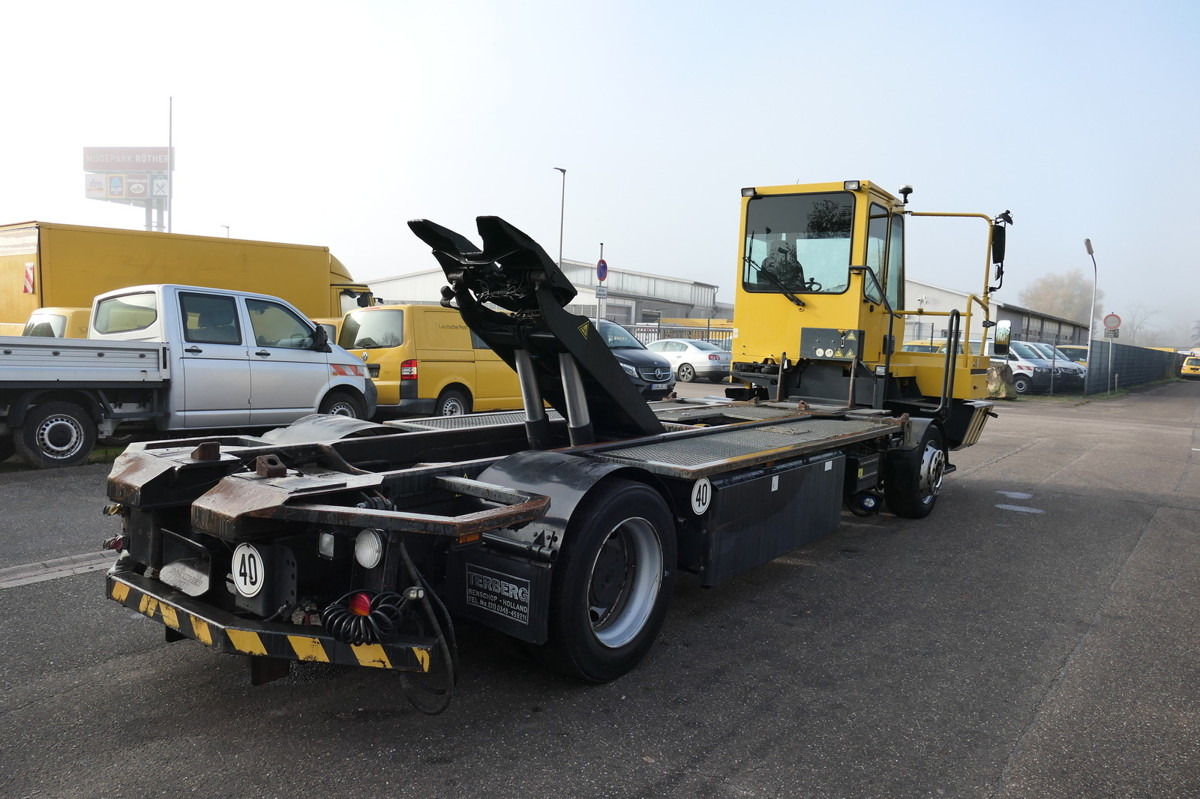 BC 182 Kamag Wiesel WBH 25 Umsetzfahrzeug - Pengangkut kontainer/ Container truck: gambar 2 BC 182 Kamag Wiesel WBH 25 Umsetzfahrzeug - Pengangkut kontainer/ Container truck: gambar 2