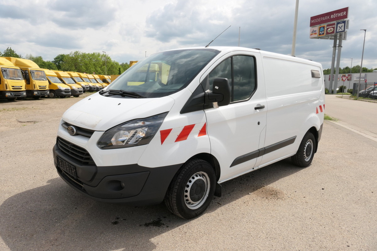FORD Transit Custom 290 2.0 TDCi - Van kecil: gambar 2 FORD Transit Custom 290 2.0 TDCi - Van kecil: gambar 2