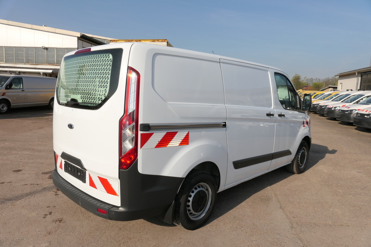 FORD Transit Custom 290 2.0 TDCi KLIMA TEMPOMAT AHK W - Van kecil: gambar 4 FORD Transit Custom 290 2.0 TDCi KLIMA TEMPOMAT AHK W - Van kecil: gambar 4
