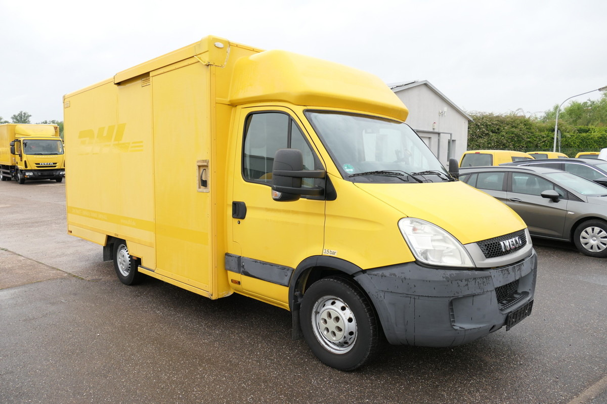 IVECO Daily 35 S11 C30C AUTOMATIK KAMERA MAXI Regale D - Van box: gambar 2 IVECO Daily 35 S11 C30C AUTOMATIK KAMERA MAXI Regale D - Van box: gambar 2