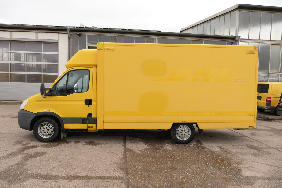 IVECO Daily 35 S11 C30C AUTOMATIK KAMERA MAXI Regale D - Van box: gambar 4 IVECO Daily 35 S11 C30C AUTOMATIK KAMERA MAXI Regale D - Van box: gambar 4