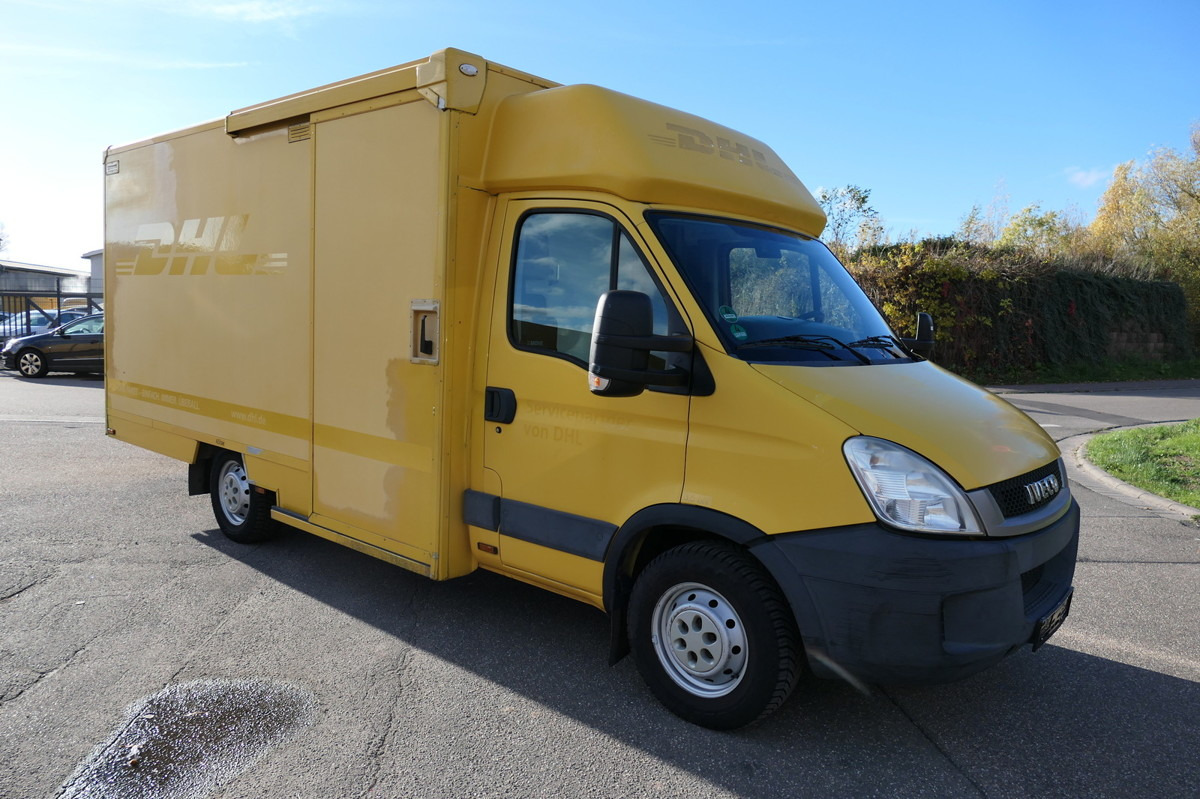 IVECO Daily 35 S11 C30C AUTOMATIK KAMERA MAXI Regale D - Van box: gambar 2 IVECO Daily 35 S11 C30C AUTOMATIK KAMERA MAXI Regale D - Van box: gambar 2