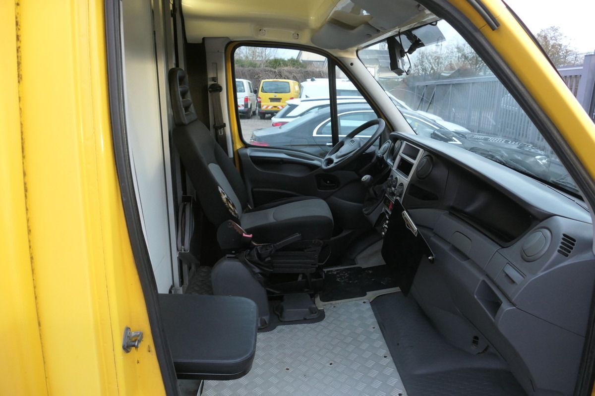 IVECO Daily 35 S11 C30C AUTOMATIK KAMERA MAXI Regale D - Van box: gambar 5 IVECO Daily 35 S11 C30C AUTOMATIK KAMERA MAXI Regale D - Van box: gambar 5