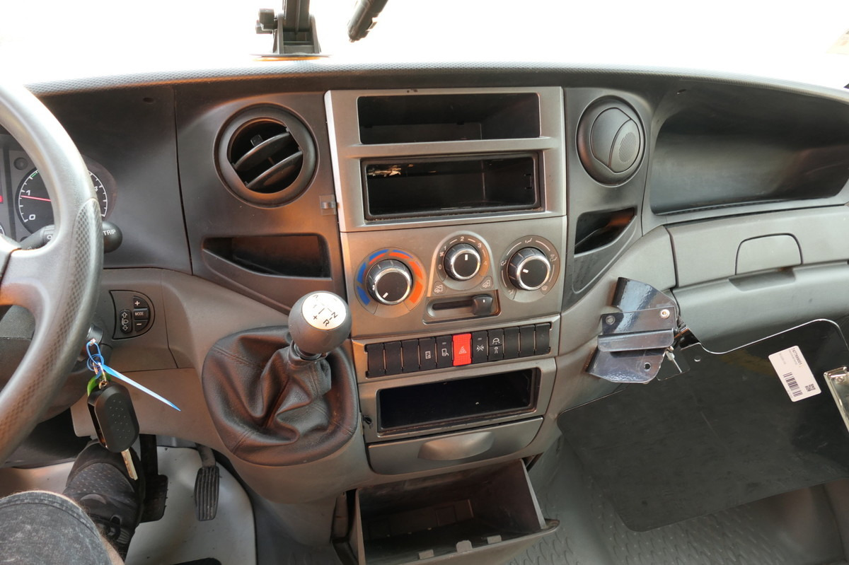 Van box IVECO Daily 35 S11 C30C AUTOMATIK KAMERA MAXI Regale L: gambar 9